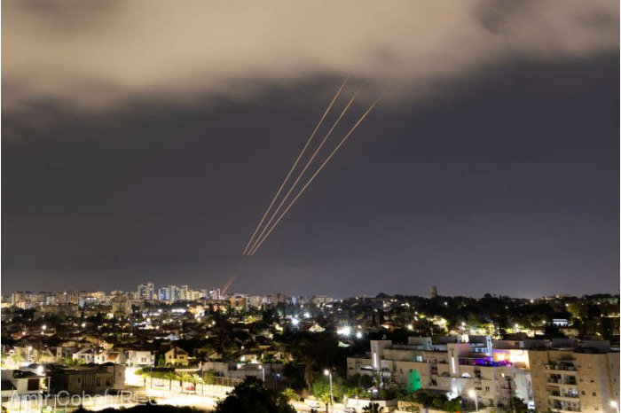 Forţele americane doboară drone iraniene care vizează Israelul; Biden dă asigurări Israelului cu privire la sprijinul SUA
