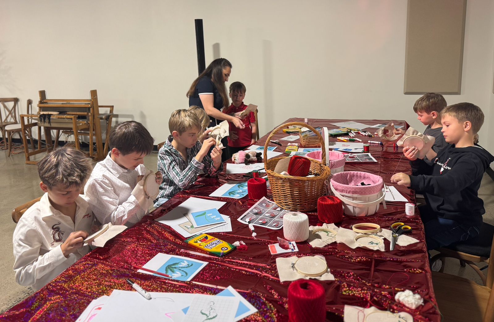 FOTO // Tradițiile de acasă, celebrate în diaspora: Festivalul  „Mărțișor 2026” a reunit comunitatea moldovenilor și românilor din California