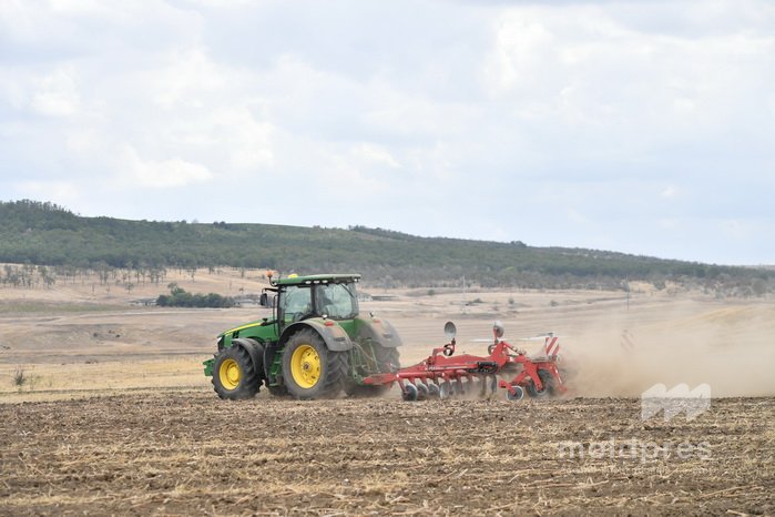 Fermierii pot solicita granturi de până la 1 milion de dolari: Ministerul Agriculturii lansează apelul AGGRI 2026