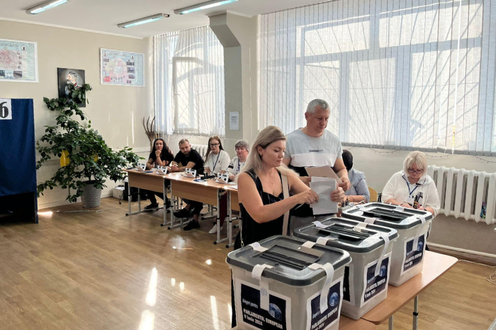 Alegeri europarlamentare: Peste 43 000 de cetățeni