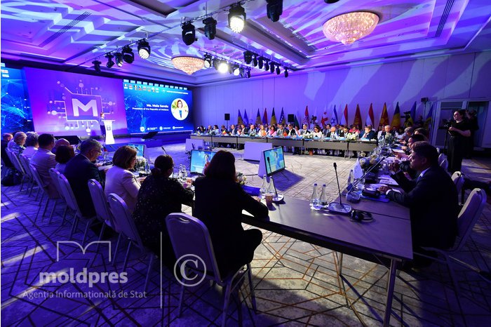 В Кишинэу проходит встреча учредителей МВФ и Всемирного банка. Дорин Речан: «Хорошая возможность обсудить основные вызовы, стоящие перед мировой экономикой, и определить возможности»