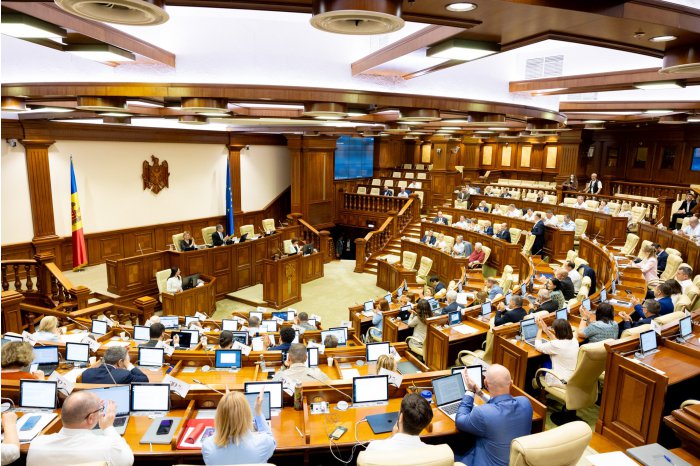 Moldovan parliament adopts draft law envisaging ensuring equal access of women and men to assets, services   