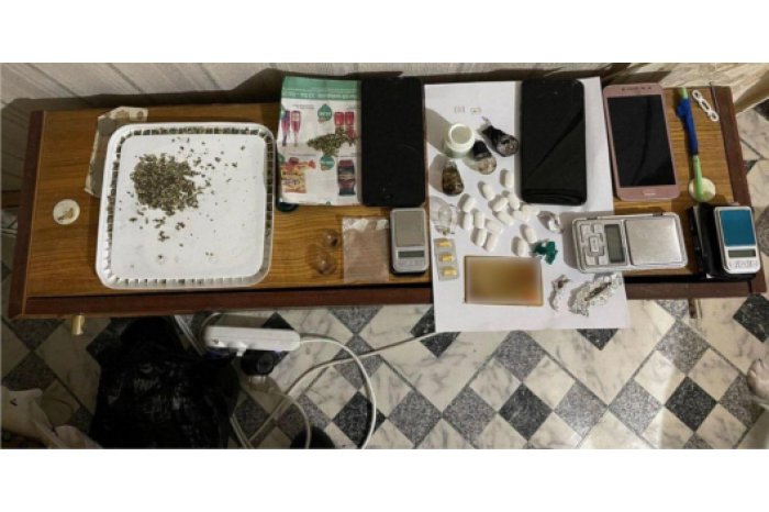 Three men suspected of trafficking of drugs detained in north Moldova city 