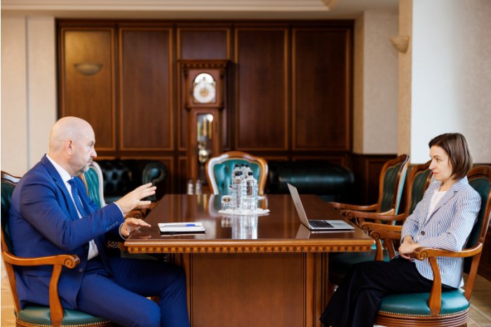 Moldovan president, agriculture minister discuss situation in agricultural sector   